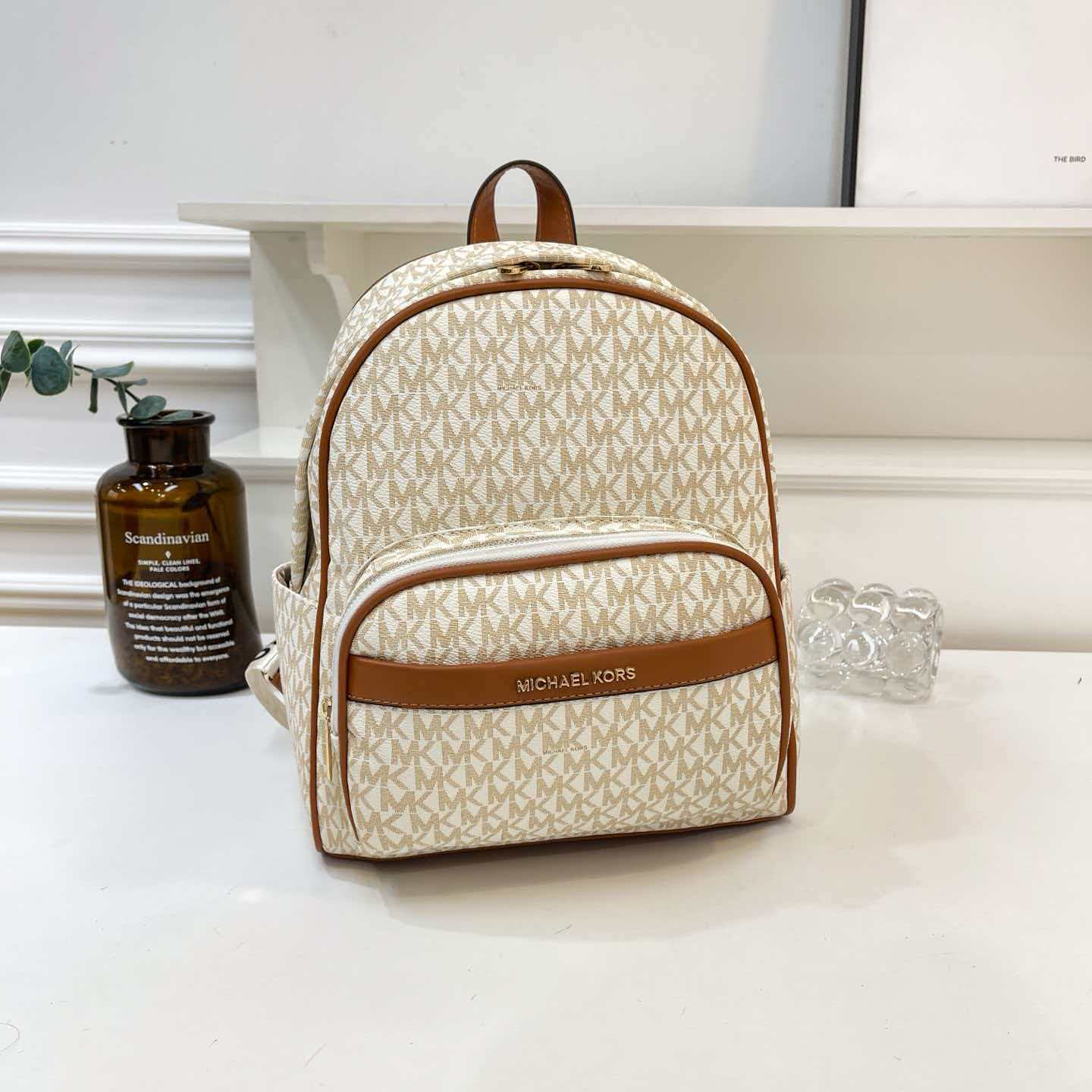 Women'S Bags Michael Kors - MK/マイケルコース 2026 新しいライトラグジュアリーニッチファッション多用途大容量通勤バックパック（プリント付き）