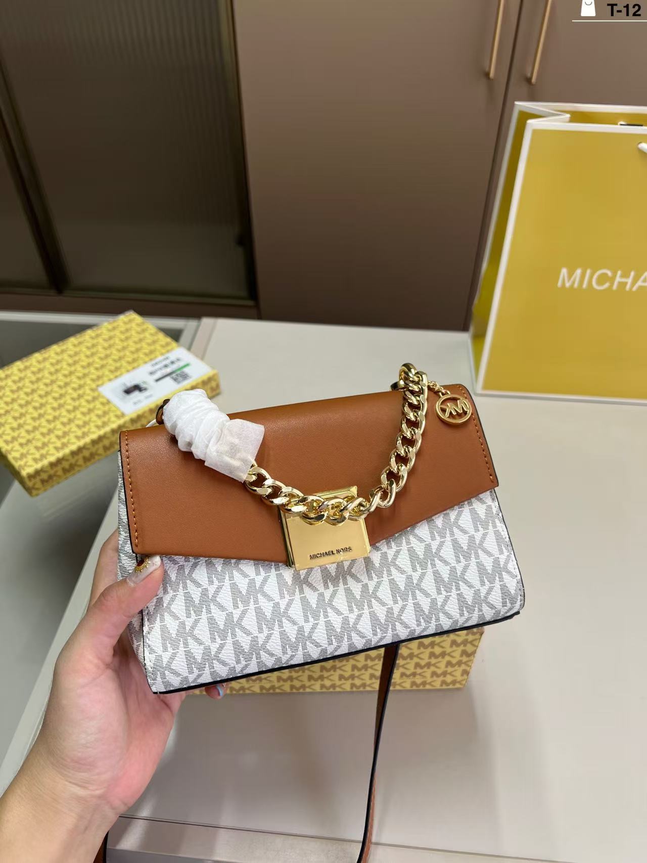 Women'S Bags Michael Kors - 新品のマイケル・コースの女性用高級デザインショルダーバッグ、クラシックなクロスボディバッグ、高品質でトレンディな小さなスクエアバッグ