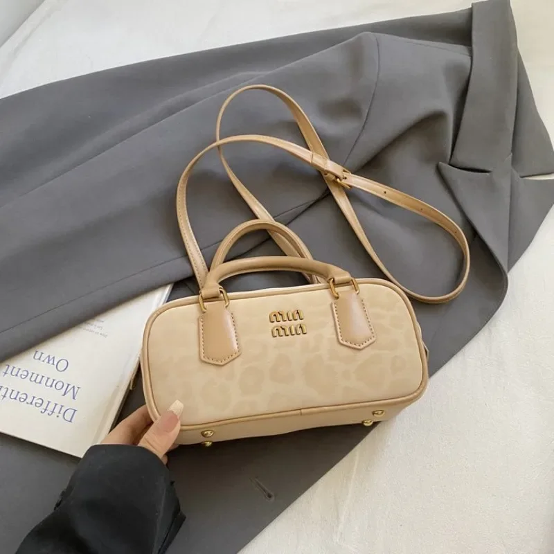 オリジナルスクエアレザーサッチェルハンドバッグ女性デザイナー - Women'S Bags Jacquemus のレビューと価格