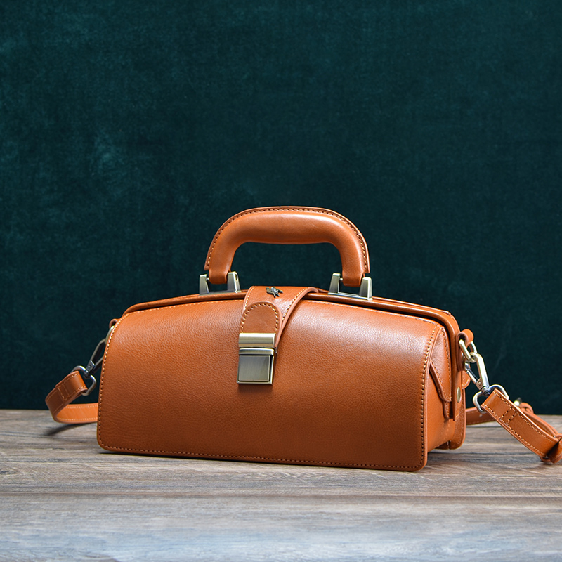 革の女性のバッグ手作りドクターバッグレトロメッセンジャーバッ - Doctor Bag Leather のレビューと価格