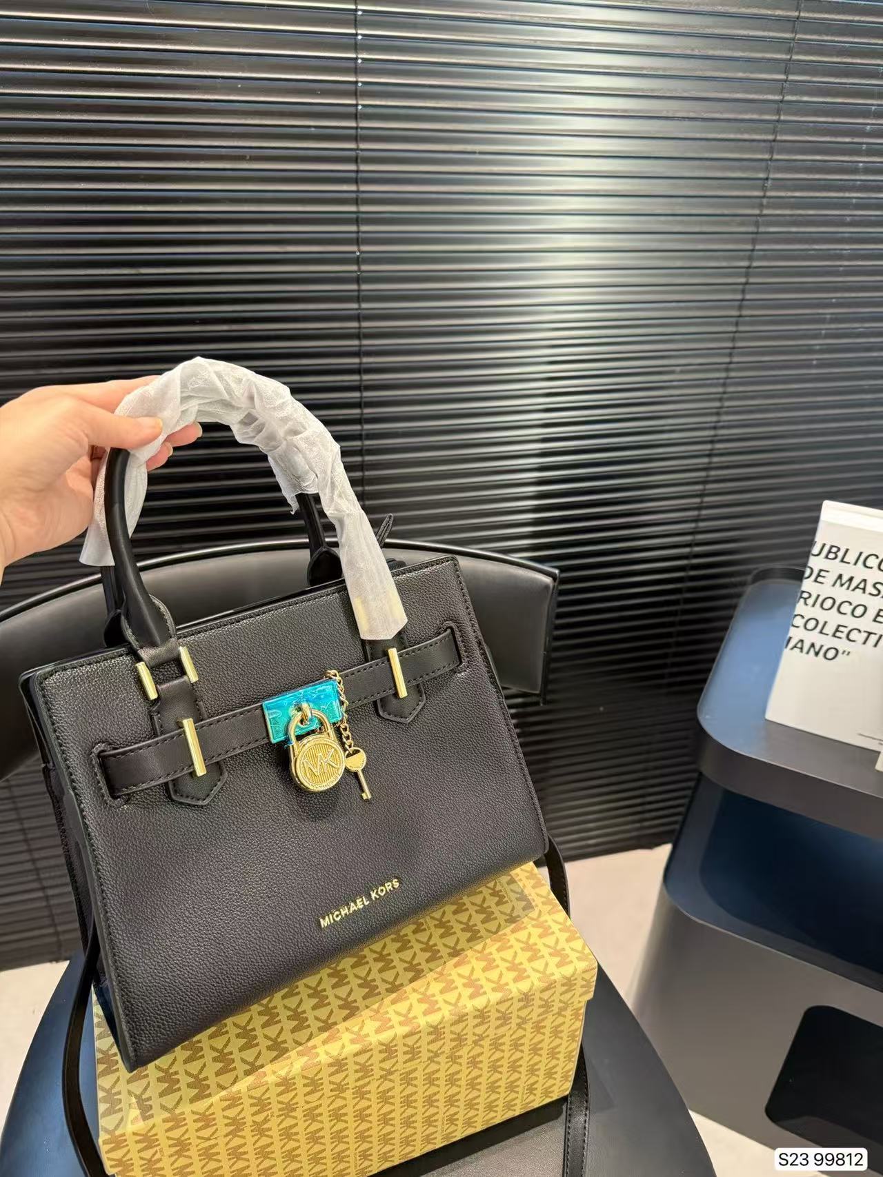 マイケル・コース 高品質 2026年新作 MK ロックバッグ - Women'S Bags Michael Kors のレビューと価格