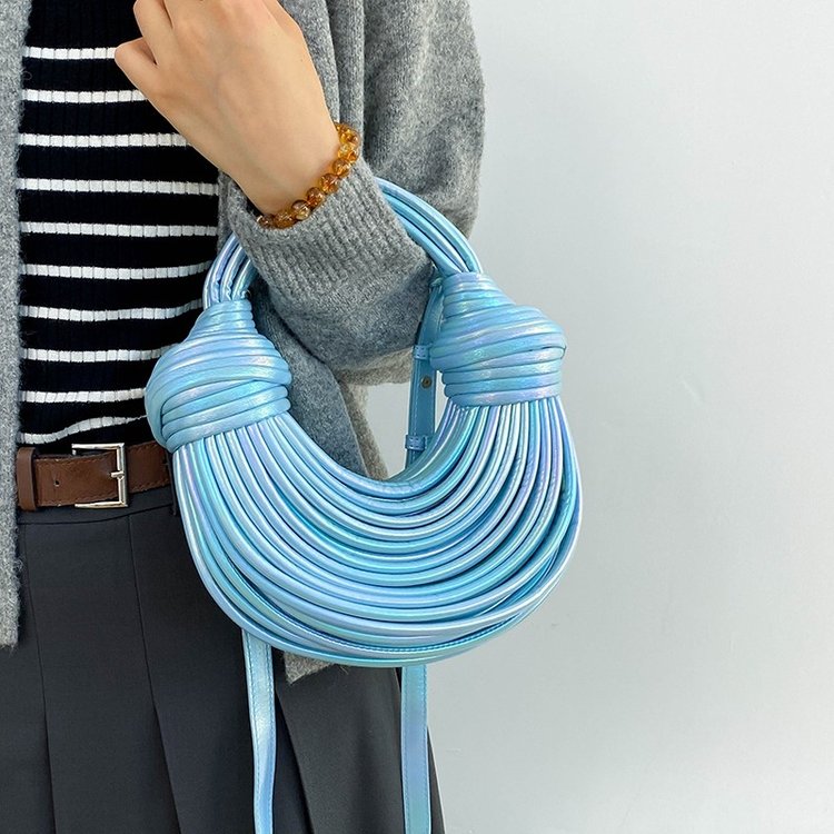 ミニマリストシックなレターロゴ入りおむつバッグ、女性用エレガ - Women Bags Logo のレビューと価格