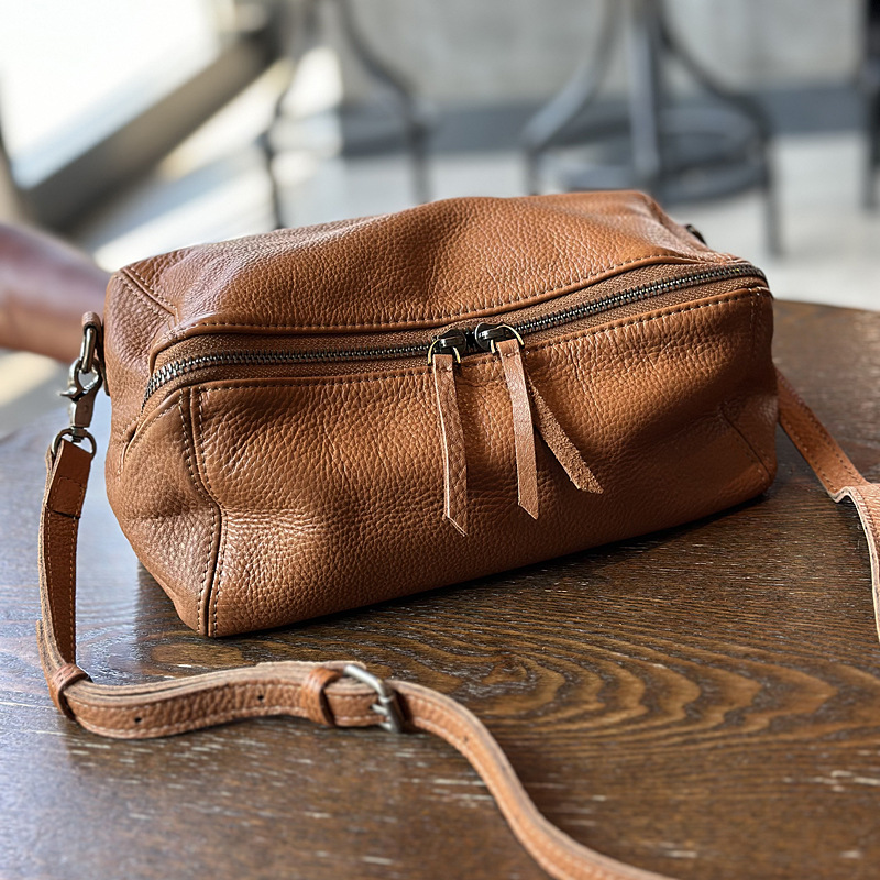 2026 新しいレジャー本革軽量女性ショルダークロスボディバ - Doctor Bag Leather のレビューと価格