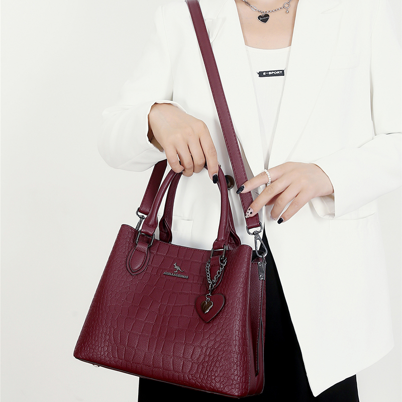 本物のブランドの革 3 層ワニクロスボディバッグ女性のための - Women'S Bags Jacquemus のレビューと価格
