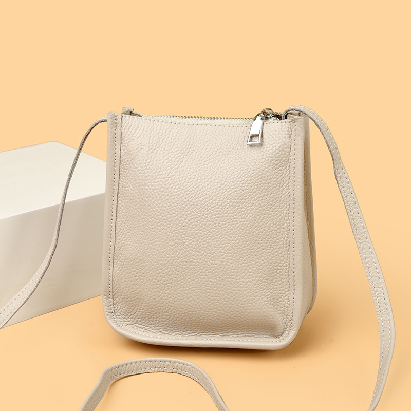 本革製レディースメッセンジャーバッグ ファッションショルダー - Women'S Bags Jacquemus のレビューと価格