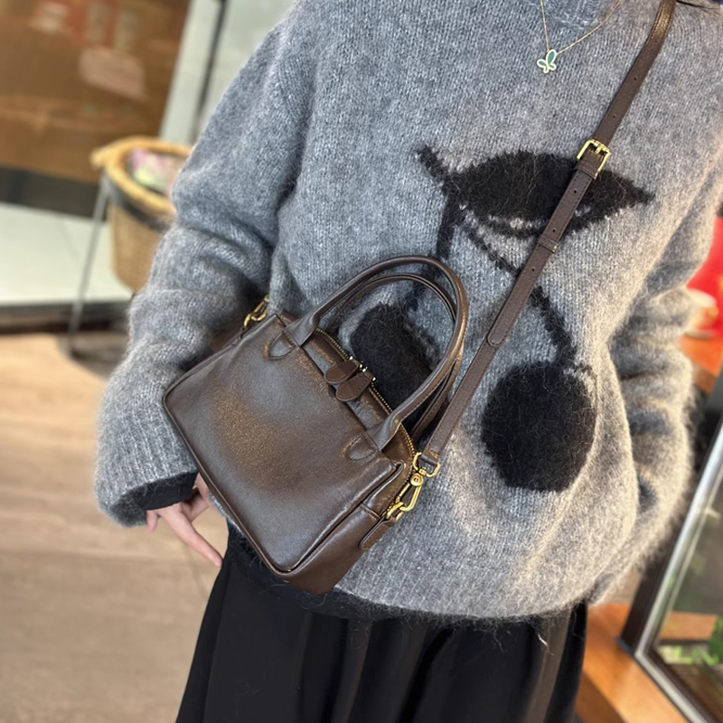 女性の天然牛革ハンドバッグレディース高品質ショルダーバッグ女 - Doctor Bag Leather のレビューと価格